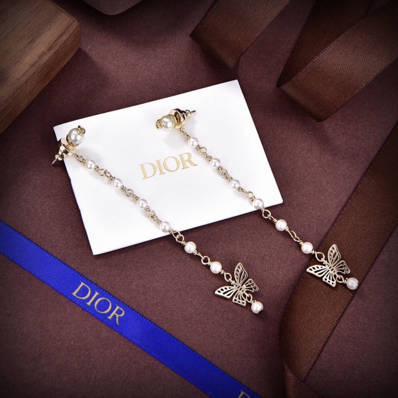 chr1st1an D10r earrings